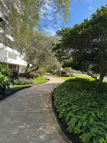 500 Three Islands Blvd M24, Hallandale Beach, FL 33009