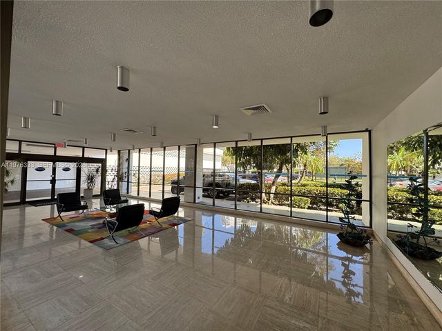 500 Three Islands Blvd M24, Hallandale Beach, FL 33009