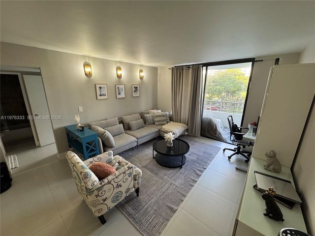 500 Three Islands Blvd M24, Hallandale Beach, FL 33009