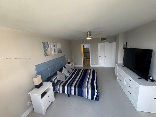 500 Three Islands Blvd M24, Hallandale Beach, FL 33009