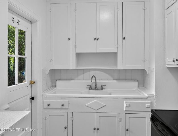 2229 HOME PARK Circle E, Jacksonville, FL 32207