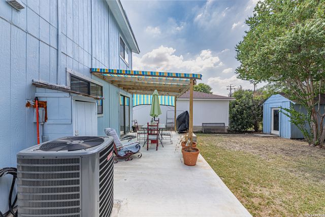 12811 Huntsman Lake Dr, San Antonio, TX 78249