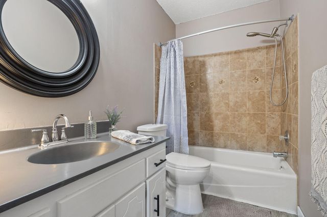 11332 Ibis Street NW, Coon Rapids, MN 55433