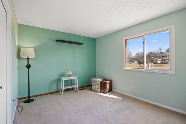 11332 Ibis Street NW, Coon Rapids, MN 55433