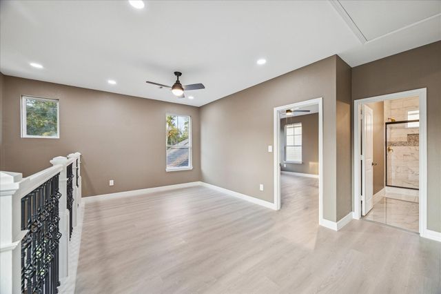 3026 Comanche, Willis, TX 77378