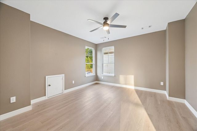 3026 Comanche, Willis, TX 77378