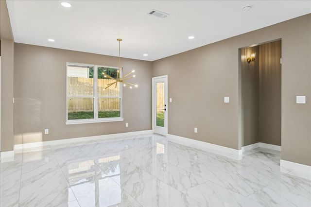 3026 Comanche, Willis, TX 77378