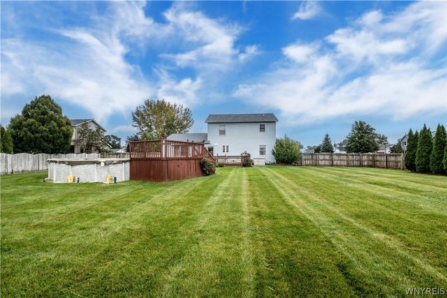 5609 Angela Drive, Lockport Town, NY 14094