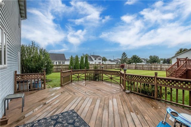 5609 Angela Drive, Lockport Town, NY 14094