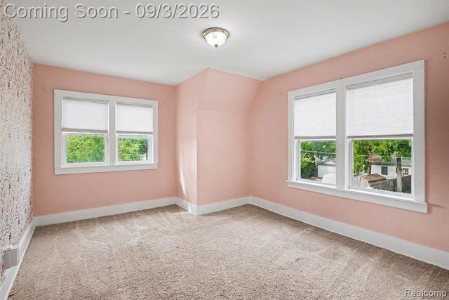 4735 Elizabeth Lake Road, Waterford, MI 48327