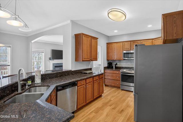 15 Beacon Street, Ballston, NY 12020