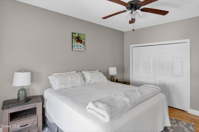 15 Beacon Street, Ballston, NY 12020