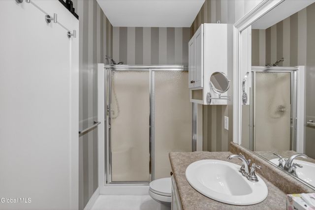 15 Beacon Street, Ballston, NY 12020