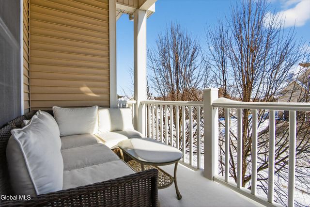 15 Beacon Street, Ballston, NY 12020