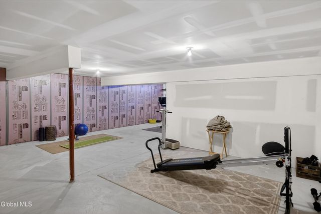 15 Beacon Street, Ballston, NY 12020