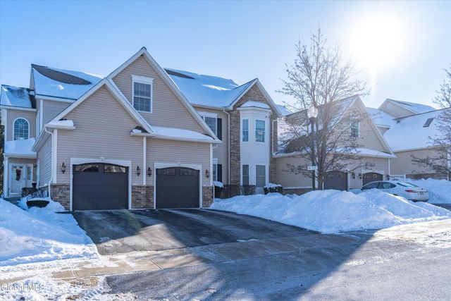 15 Beacon Street, Ballston, NY 12020