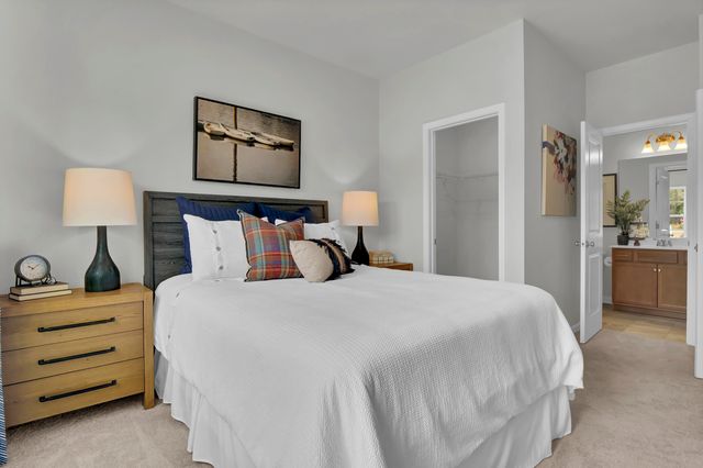 1893 Deercreek Drive, Manning, SC 29102
