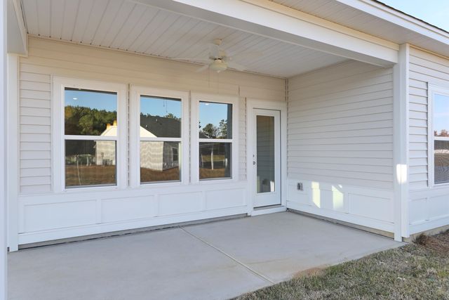 1893 Deercreek Drive, Manning, SC 29102
