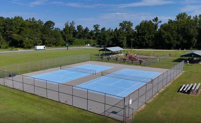 1893 Deercreek Drive, Manning, SC 29102