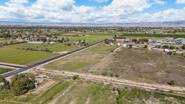 1903 J Road, Fruita, CO 81521