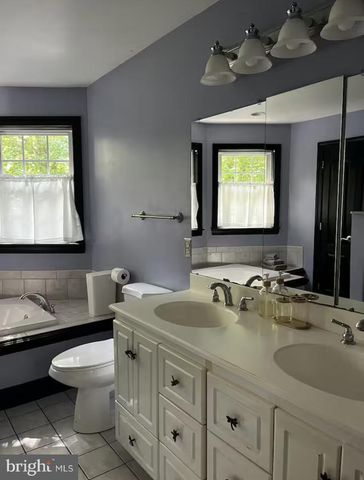 100 BAYNARD BLVD, Wilmington, DE 19803