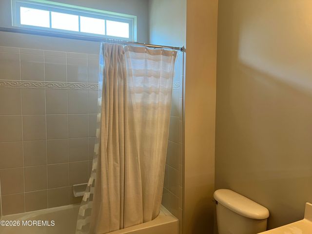 19 Augusta Drive, Little Egg Harbor, NJ 08087