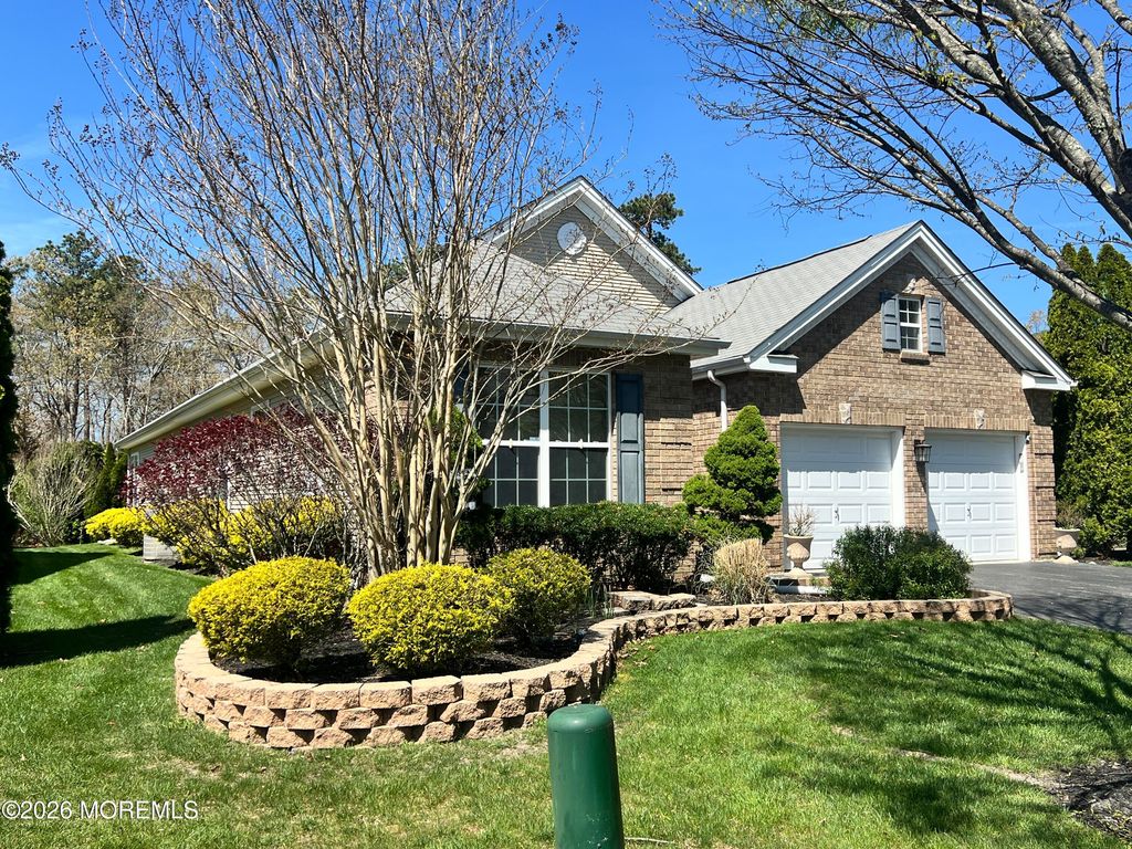 19 Augusta Drive, Little Egg Harbor, NJ 08087