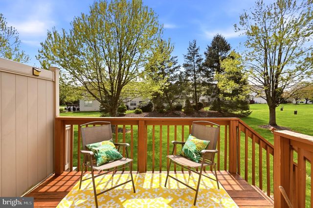1206 COBBLESTONE LN, Lancaster, PA 17601