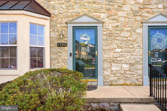 1206 COBBLESTONE LN, Lancaster, PA 17601