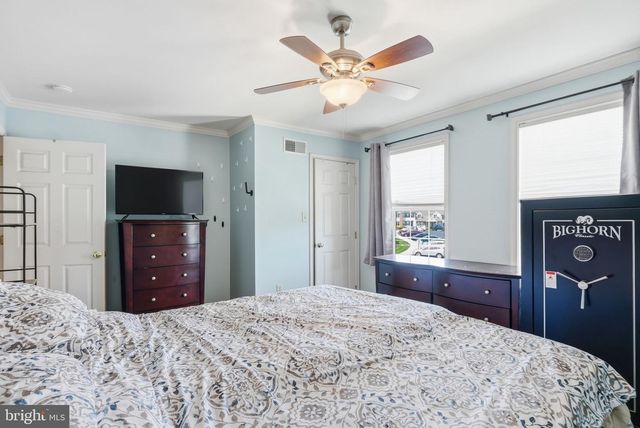 1206 COBBLESTONE LN, Lancaster, PA 17601