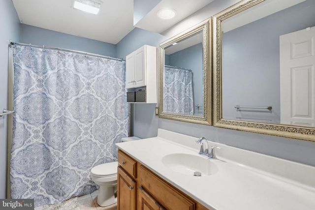 1206 COBBLESTONE LN, Lancaster, PA 17601