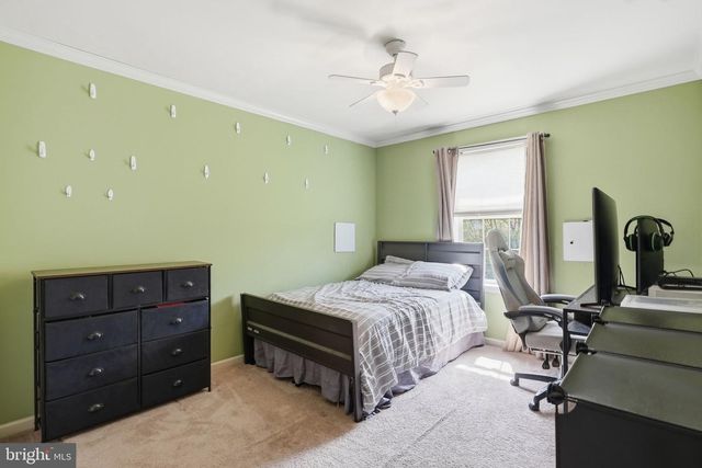 1206 COBBLESTONE LN, Lancaster, PA 17601
