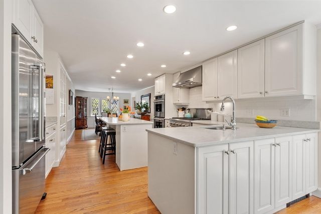 161 Crescent Rd, Concord, MA 01742