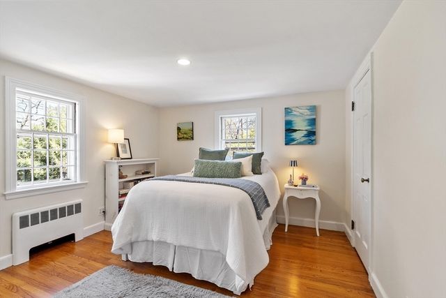 161 Crescent Rd, Concord, MA 01742