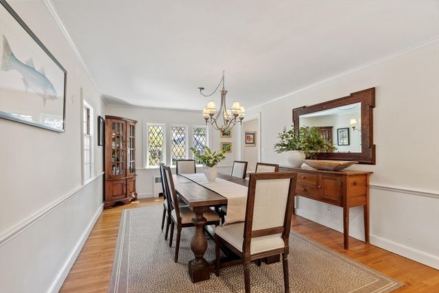161 Crescent Rd, Concord, MA 01742
