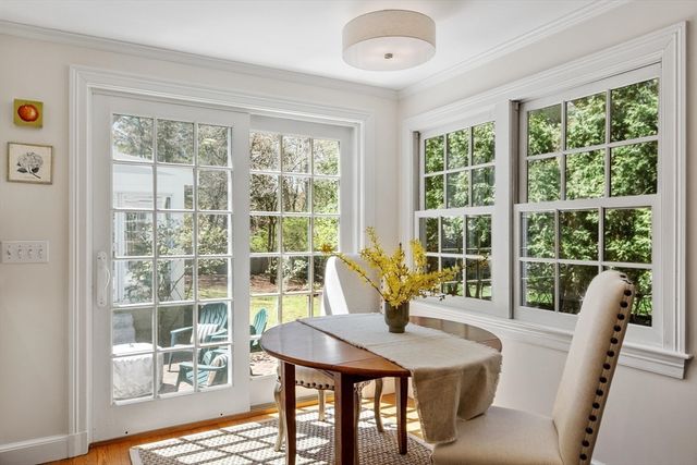 161 Crescent Rd, Concord, MA 01742