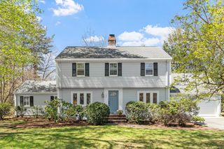 161 Crescent Rd, Concord, MA 01742