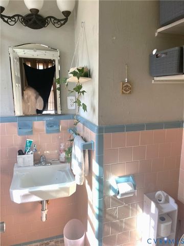 12020 Winfree St, Chester, VA 23831