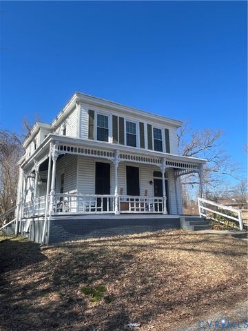 12020 Winfree St, Chester, VA 23831