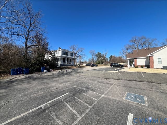 12020 Winfree St, Chester, VA 23831