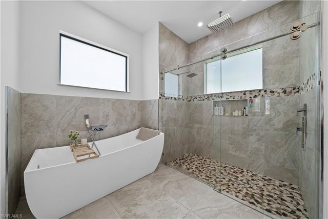 4498 8th ST NE, Naples, FL 34120