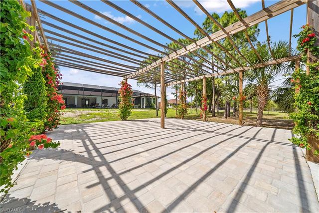 4498 8th ST NE, Naples, FL 34120