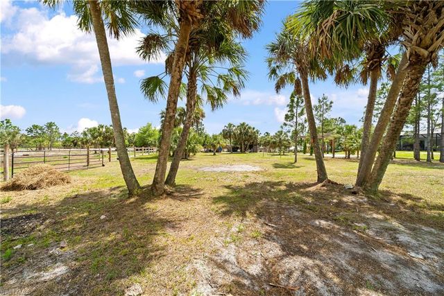 4498 8th ST NE, Naples, FL 34120