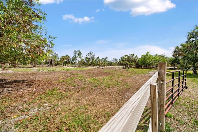 4498 8th ST NE, Naples, FL 34120