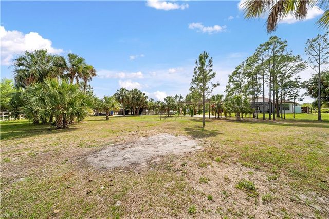 4498 8th ST NE, Naples, FL 34120