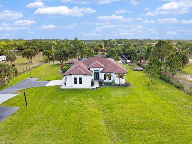 4498 8th ST NE, Naples, FL 34120