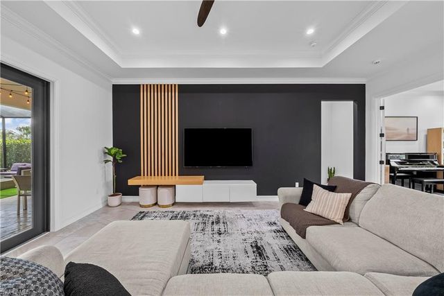 4498 8th ST NE, Naples, FL 34120