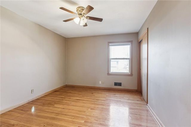 9608 W 93rd Street W, Overland Park, KS 66212