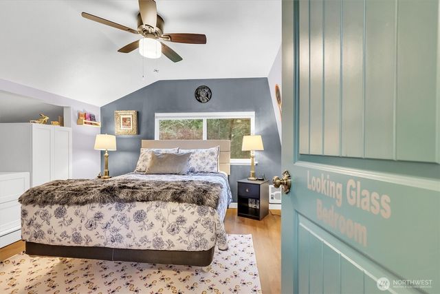 11807 Dogwood Place, Anderson Island, WA 98303