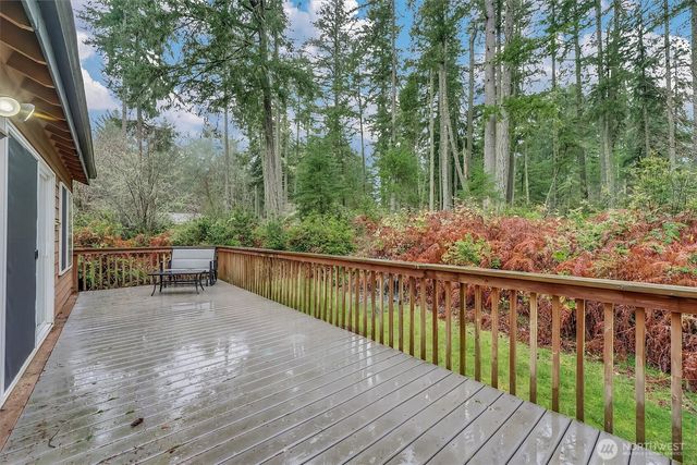 11807 Dogwood Place, Anderson Island, WA 98303